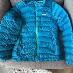 Patagonia size 12 youth girls puffer jacket